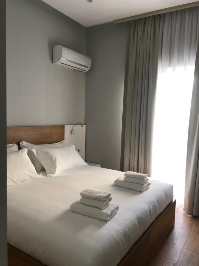 Andys Rooms Hotel Tirana Exterior photo