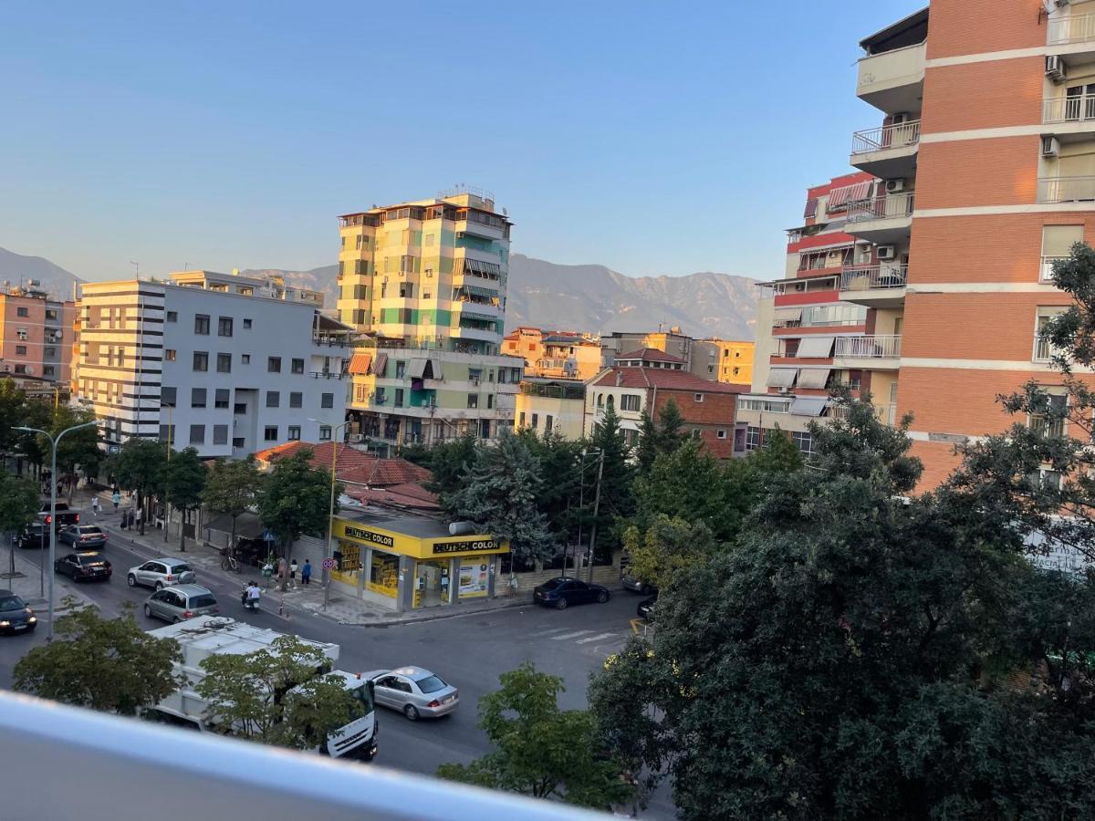 Andys Rooms Hotel Tirana Exterior photo